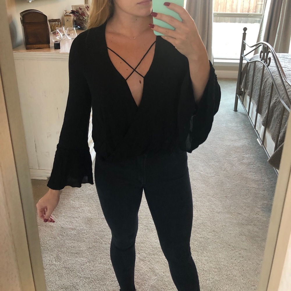 Abbeline Black LS Top